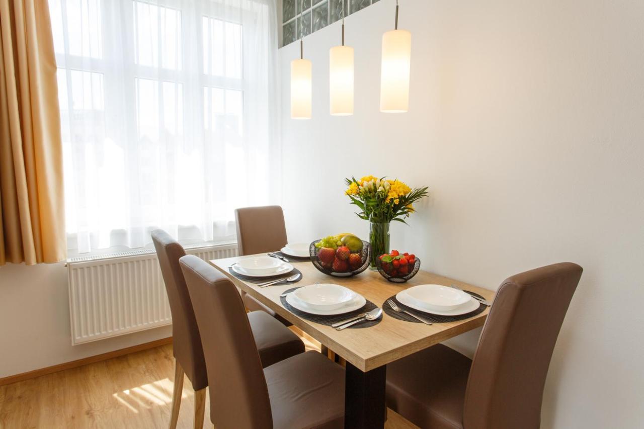 Apartments Villa Whitehouse 오스트라바 외부 사진