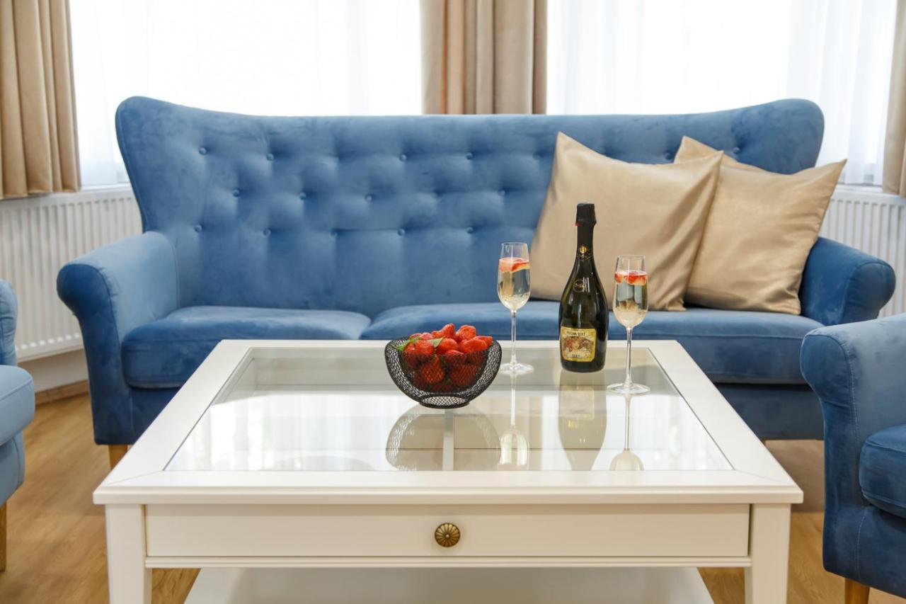 Apartments Villa Whitehouse 오스트라바 외부 사진