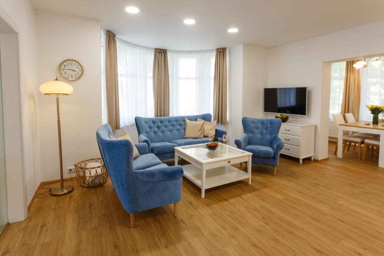 Apartments Villa Whitehouse 오스트라바 외부 사진