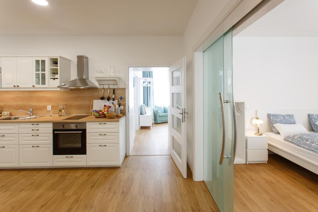 Apartments Villa Whitehouse 오스트라바 외부 사진