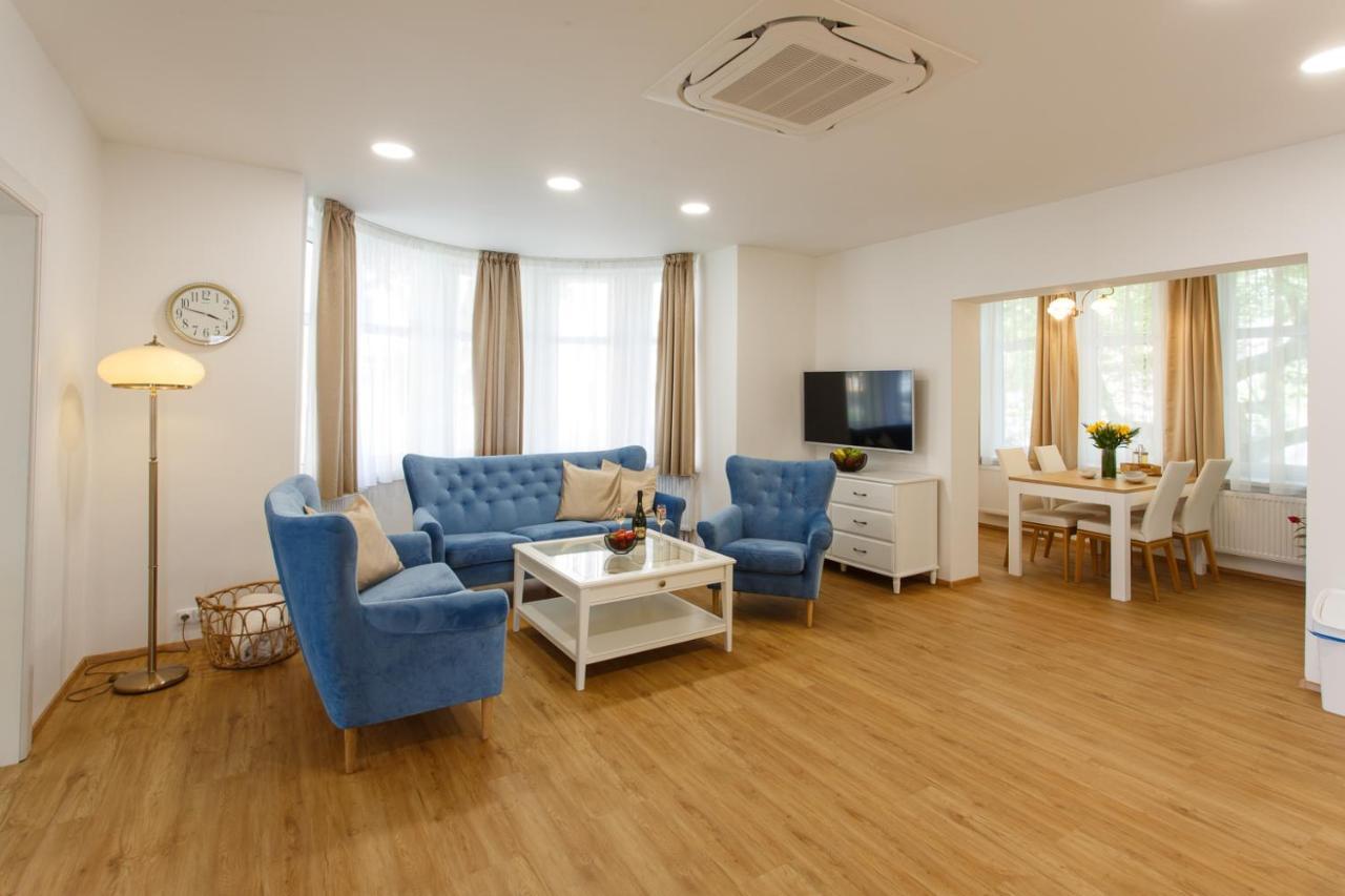 Apartments Villa Whitehouse 오스트라바 외부 사진