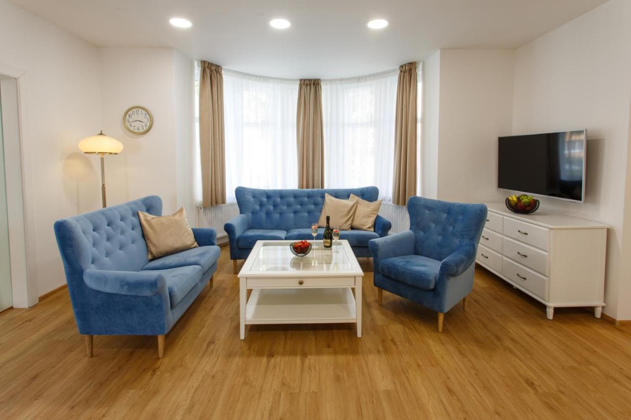 Apartments Villa Whitehouse 오스트라바 외부 사진