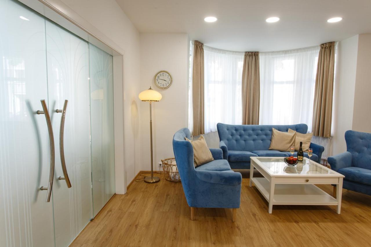 Apartments Villa Whitehouse 오스트라바 외부 사진